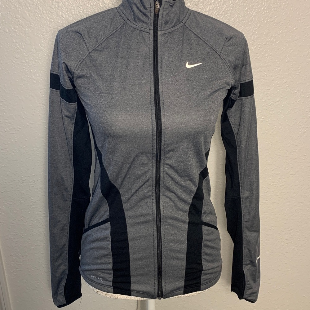 Nike Charcoal and Black Sports Jacket women’s extra small